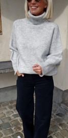 SNUGGLE loose turtleneck knit softer grey