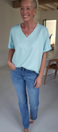 BRIA short-sleeved v-neck sweatshirt aqua