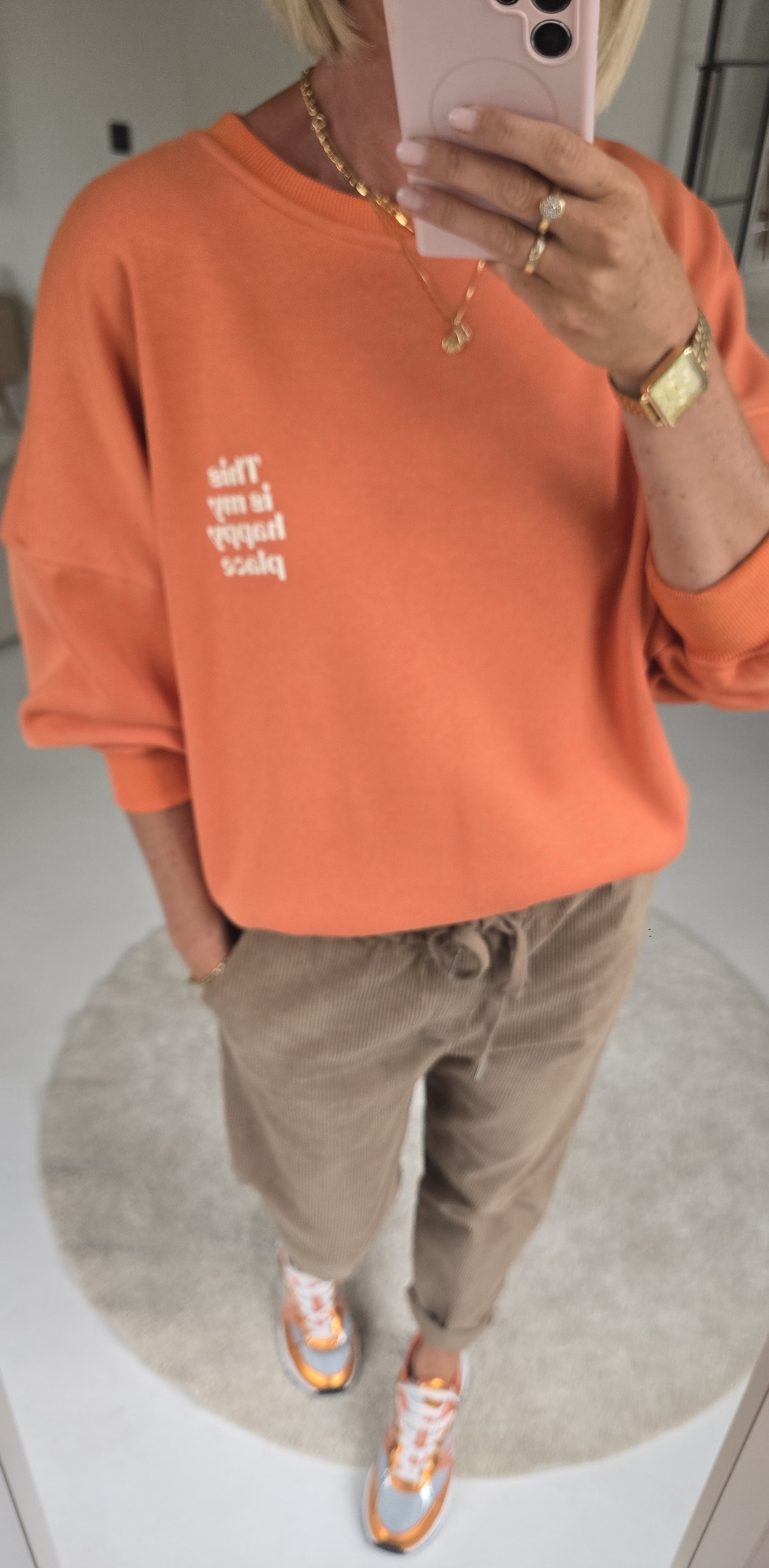 THIS IS MY HAPPY PLACE sweatshirt orange