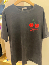 CHERRY cotton T-shirt washed black