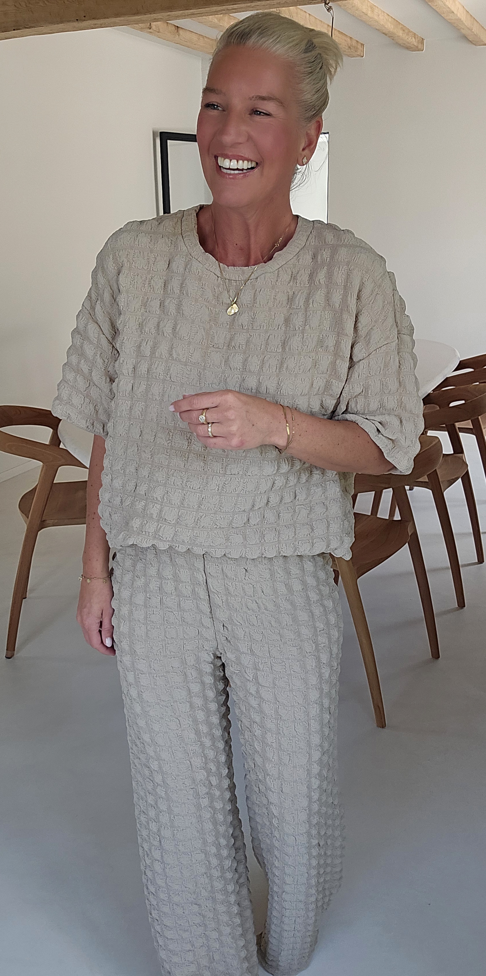 BUYorCRY bubble set beige