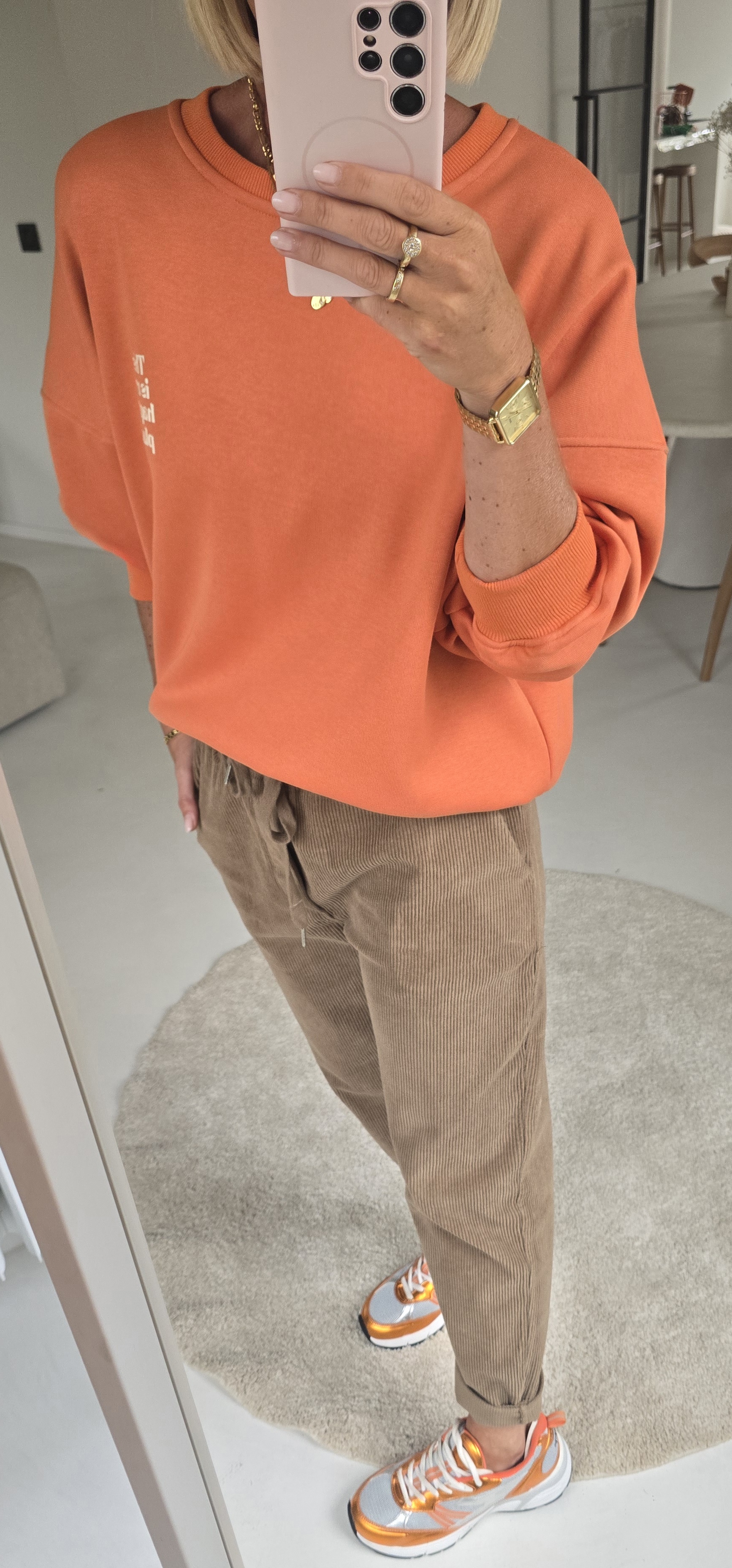 THIS IS MY HAPPY PLACE sweatshirt orange