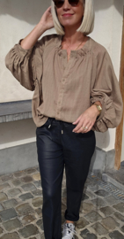 DOLLIE oversized blouse camel