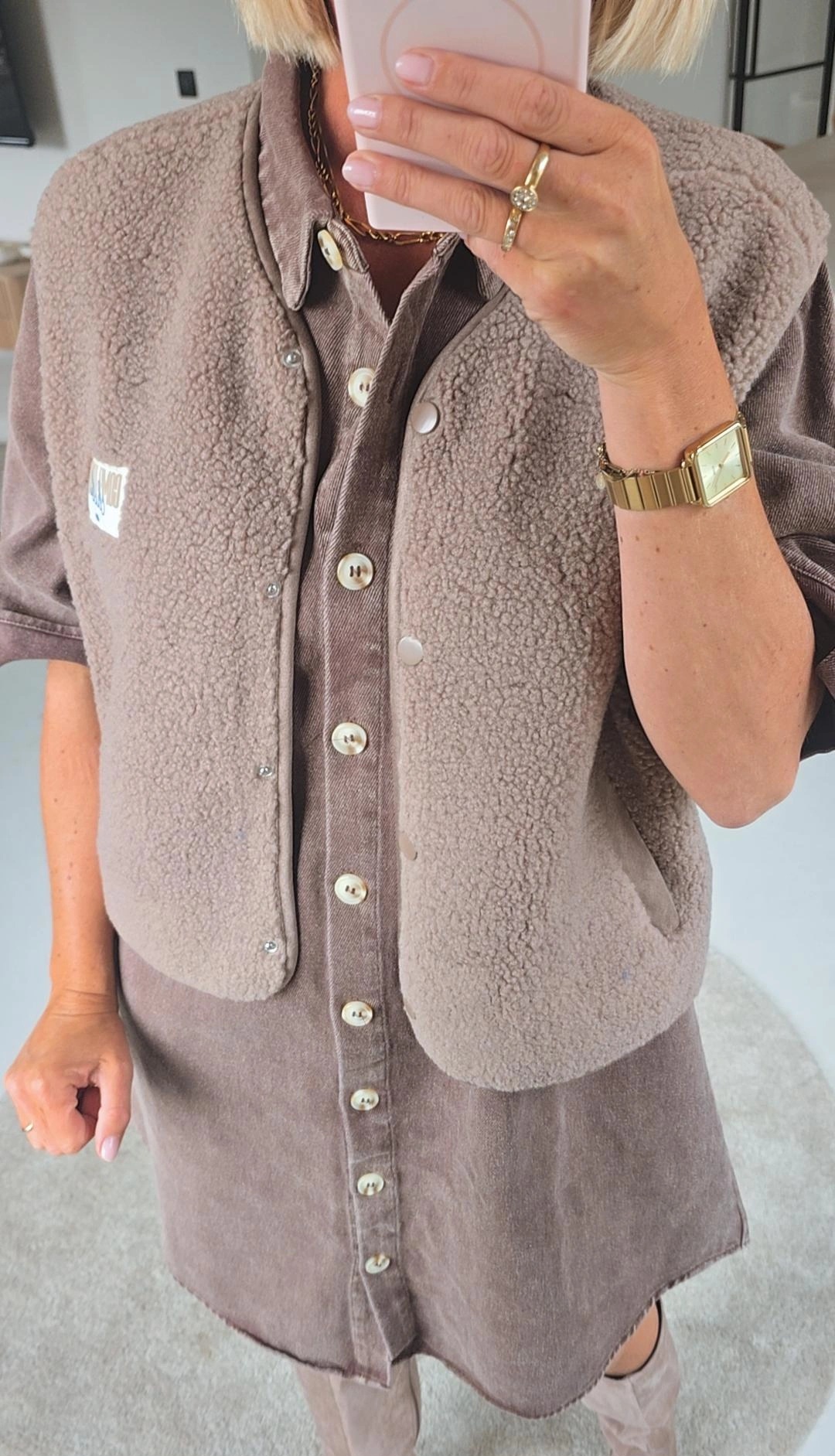 SIL 2 sleeveless teddy jacket taupe