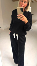 MAYBRITT 2 jogger set black