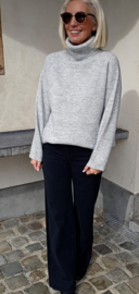 SNUGGLE loose turtleneck knit softer grey
