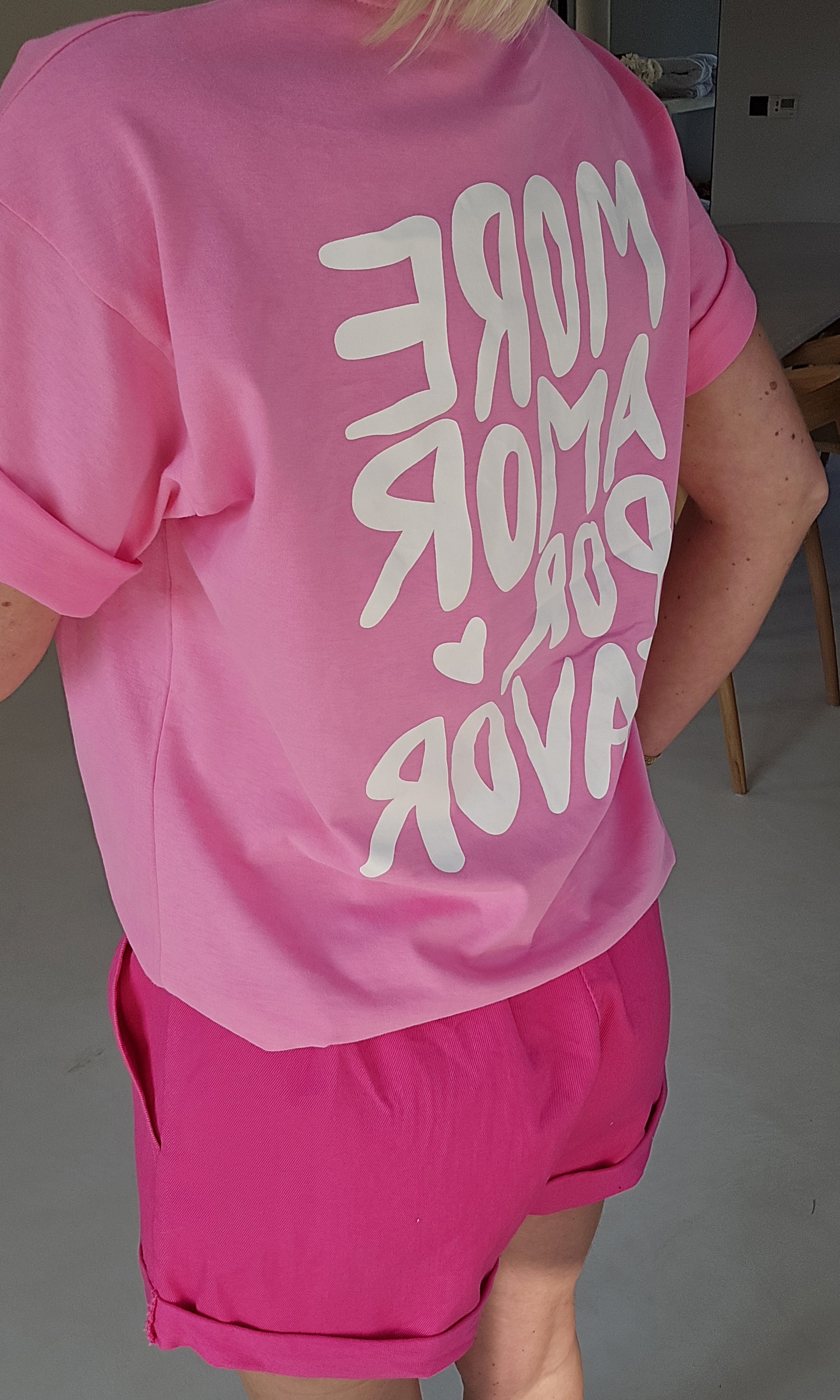 MORE AMOR POR FAVOR T-shirt pink
