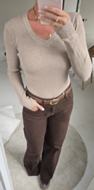 MILIA v-neck basic knit taupe