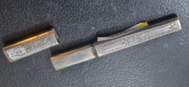 Naalde koker antiek 18e eeuw geen keur wel zilver 9 cm 18 gram.