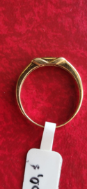 Geelgouden damesring met robijn en diamant 14 kr.