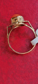 Gouden bloedkoraal ring met extra rand  maat 17  14 krt