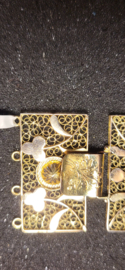 Antiek 14-kr gouden netteslotje  Zuid-Beveland. Gekeurd  Nederlands  1906 en 1953. Fijn filigrain