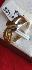 Bicoller ring  7 mm breed maat 17,5 14 krt.