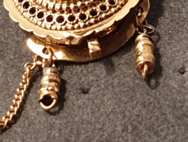 Antieke gouden sluiting met haarlok en tonnetjes + veilig Ketting