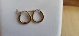 Gouden creolen 16 mm 2,5 mm dik nieuw  2,8 gram 14 kr
