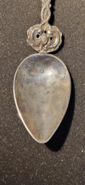 Geboorte lepel van Sustring A M 1887 Sneek 72 gram 21 cm. met text.