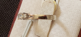 Wit gouden dames ring met 0,80 crt aan 7x briljanten vvsi wit nieuwstaat.