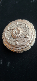 Zilver Pillen/lodereindoosje niekerk 2003 45 gram zilver.