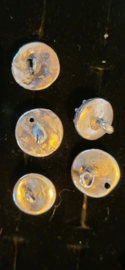 5x zilver klederdracht knopen gelderland 14 mm. 18 e eeuw.