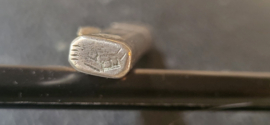 Naalde koker antiek 18e eeuw geen keur wel zilver 9 cm 18 gram.
