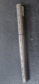 Naalde koker antiek 18e eeuw geen keur wel zilver 9 cm 18 gram.