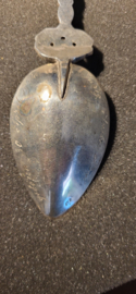 Geboorte lepel van Sustring A M 1887 Sneek 72 gram 21 cm. met text.