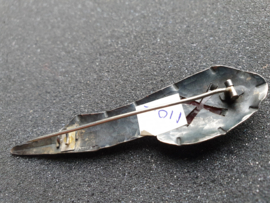 Amsterdamse school Zilver broche met carneool 8 cm  teken W G (8) of (B)