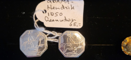 Antiek klederdacht knopen zilver rijders leeuwarden He ndrik Adama.20 mm.