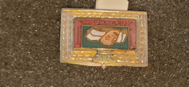 Goud met messing en emaille  broche België  met tekst JT Koekelberg