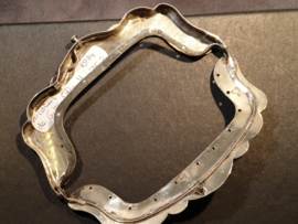 Zilver beugeltje 1884 Nicolaes de Gidts Schoonhoven  nette staat
