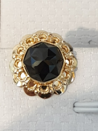 Gouden oorbellen met gouden clips en grote granaat 16 mm doorsnee