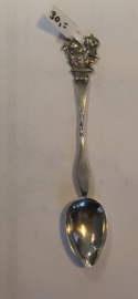19e eeuw lepel  J Rooij 1862  12 cm. mand met bloemen.