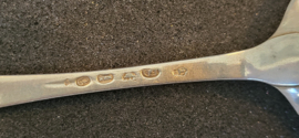 Zilver lepel van Hendrik Overhulsman Amsterdam 1785 22 cm 57 gram.