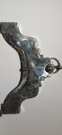 Grote  zilveren papagaaien beugel 1841 232 gram Middelburg.