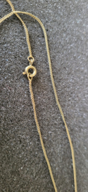 Dun goud gourmette collier 2 gram 14 kr 40 cm,
