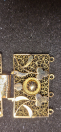 Antiek 14-kr gouden netteslotje  Zuid-Beveland. Gekeurd  Nederlands  1906 en 1953. Fijn filigrain