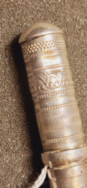 1818 nette staat zilver naalde koker 11cm bij 11 mm.