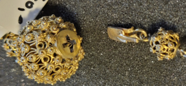 Zwaar antiek dubbel faccet granaat kralem zeeuw gouden filigrain slot 60 cm