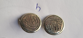 2x scheepjes knopen  18 mm antiek zilver