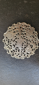 Zilver broche opengewerkt  6,5 cm 1e gehalte