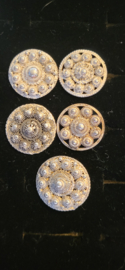 Platte zilveren Goese knopen 19e  eeuw klederdracht.18 mm