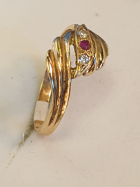 Geelgouden damesring 14krt. met robijn en zirconia, maat 18.5, 2.5 gram , 10mm breed
