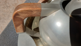Tinnen theeservies met houten grepen op ovaal dienblad - Bangka  44 / 27 cm
