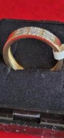 Mooie brede 5 mm ring met 27 briljanten totaal 0,20 crt maat 19.