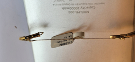 Antiek gouden dameshorloge met verende rekband en kast diameter 2 cm
