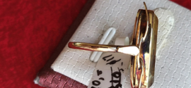 Gouden ring met Citrien kop 2,5 bij 1 cm maat 17 3,8 gram netto.