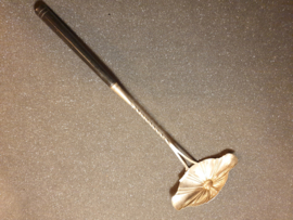 Zilveren Bowl-lepel met ebben houten handvat Reitsma sneek 1814 56 gram 32 cm