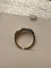 Bi-color dames/heren ring 14 krt., gedragen 7 gram, 0.03crt. vvsi, 6 mm, maat 18