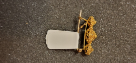 Antiek gouden broche met 3 zeeuwse knopjes klederdracht 2,1 gram.