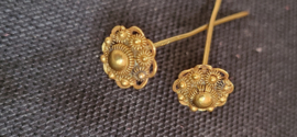 14 kr gouden mutsbellen model zeeuws 6,5 cm 9mm diameter 3 gram.
